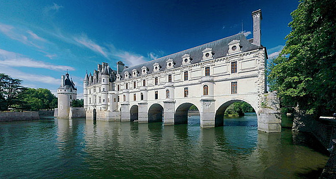 Chateau de Chambord - HouseHistree